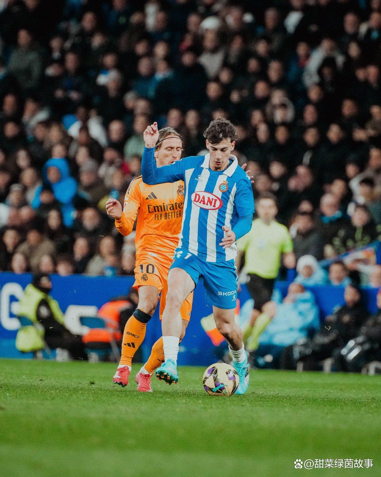 包含皇家社会主场告捷,继续努力争夺西甲联赛前四的词条 包含皇家社会主场告捷,继续努力争夺西甲联赛前四的词条