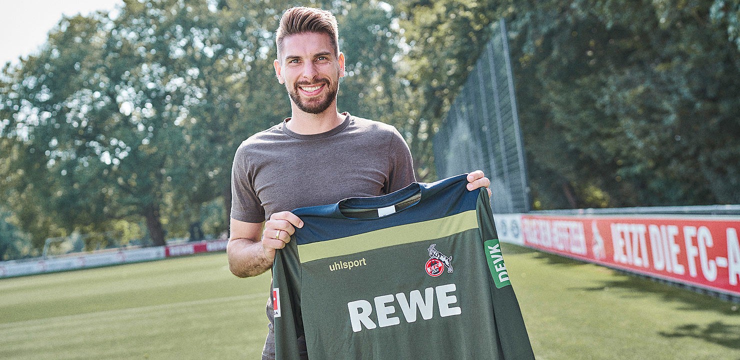 关于汉诺威门将状态神勇,下轮比赛或将展现出色发挥的信息 关于汉诺威门将状态神勇,下轮比赛或将展现出色发挥的信息