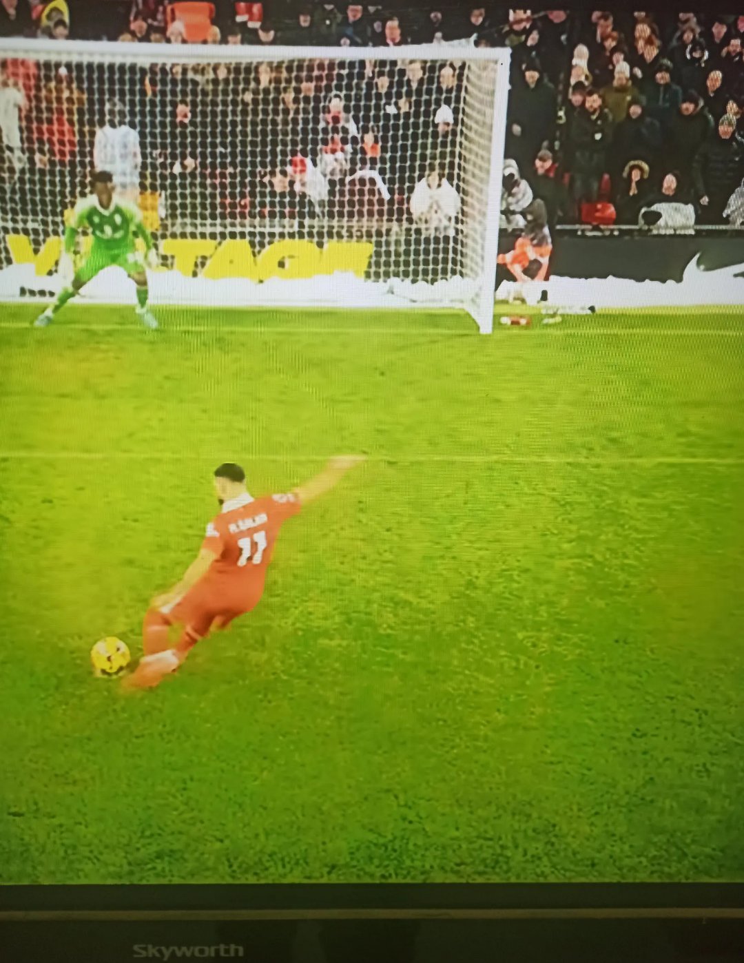 纽卡斯尔取胜牢牢守住前进步伐,球队斗志昂扬的简单介绍 纽卡斯尔取胜牢牢守住前进步伐,球队斗志昂扬的简单介绍