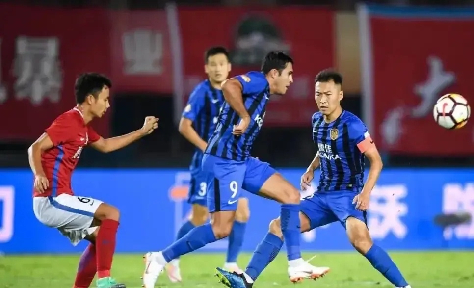 广州城主场负于江苏苏宁，遭遇三连败的简单介绍