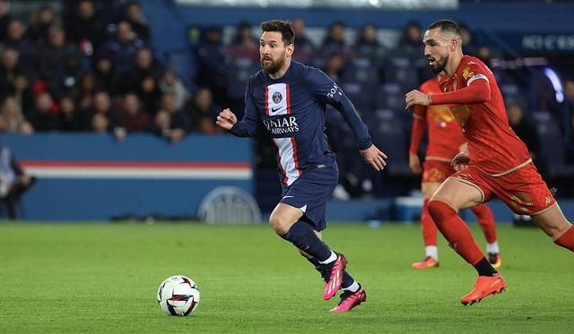 梅西表现抢眼，带领巴黎晋级半决赛