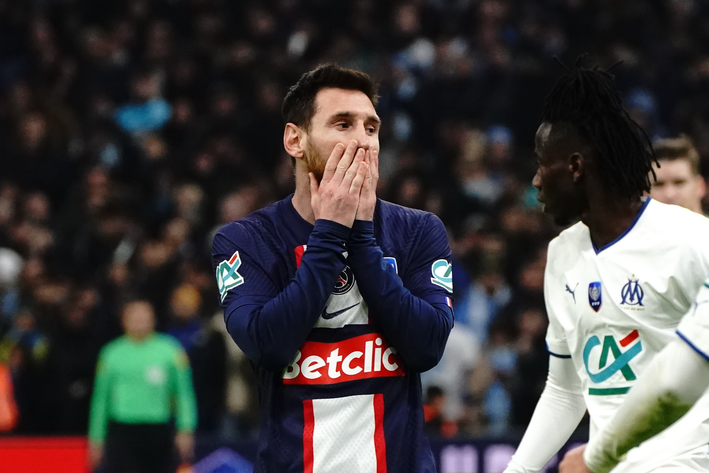 梅西表现抢眼，带领巴黎晋级半决赛