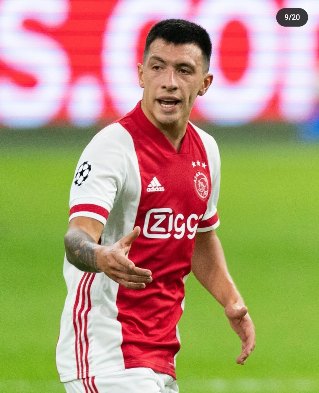 包含阿贾克斯飘然领跑，实力雄厚令人惊叹的词条