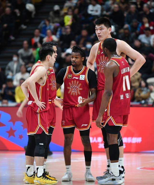 包含北京队战胜对手，双外援发挥亮眼的词条