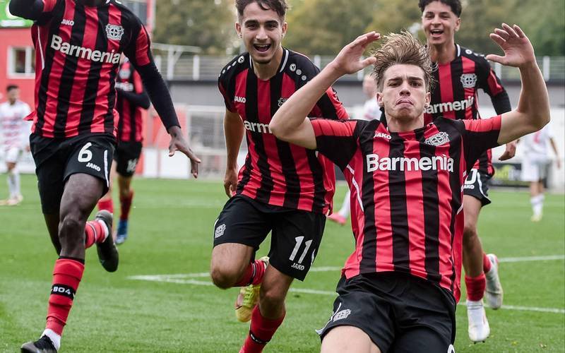 不来梅队客场战平，难求胜利的简单介绍