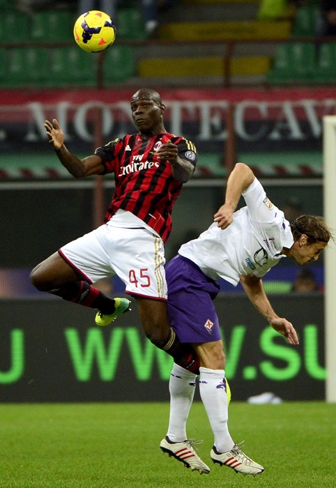 佛罗伦萨客场惨败,陷入降级泥潭 佛罗伦萨客场惨败,陷入降级泥潭