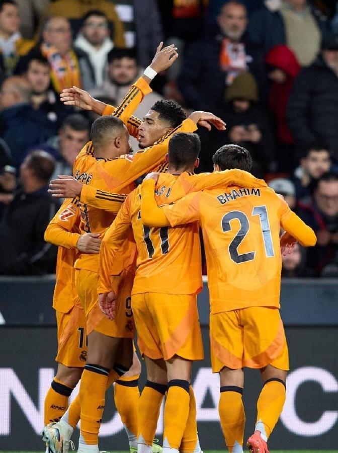 皇马要战胜瓦伦西亚:实力对比谁更胜一筹 皇马要战胜瓦伦西亚:实力对比谁更胜一筹