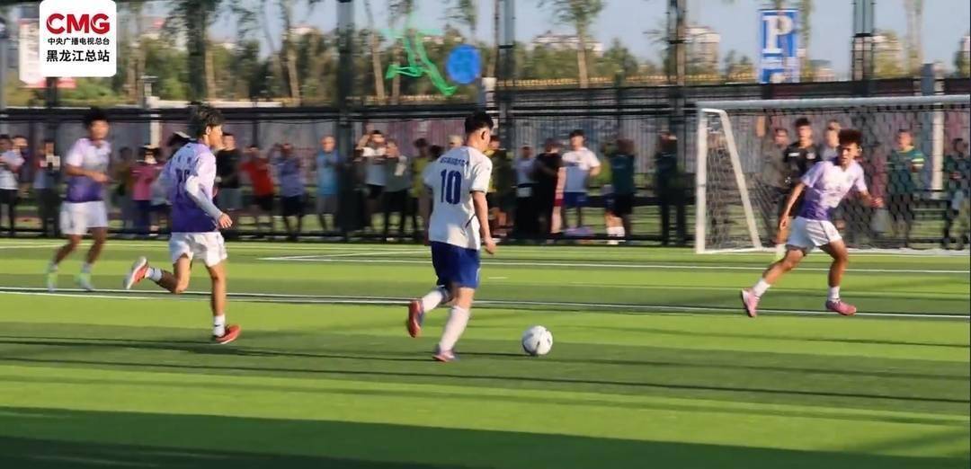 国内足球赛事,球员技法展现魅力的简单介绍 国内足球赛事,球员技法展现魅力的简单介绍