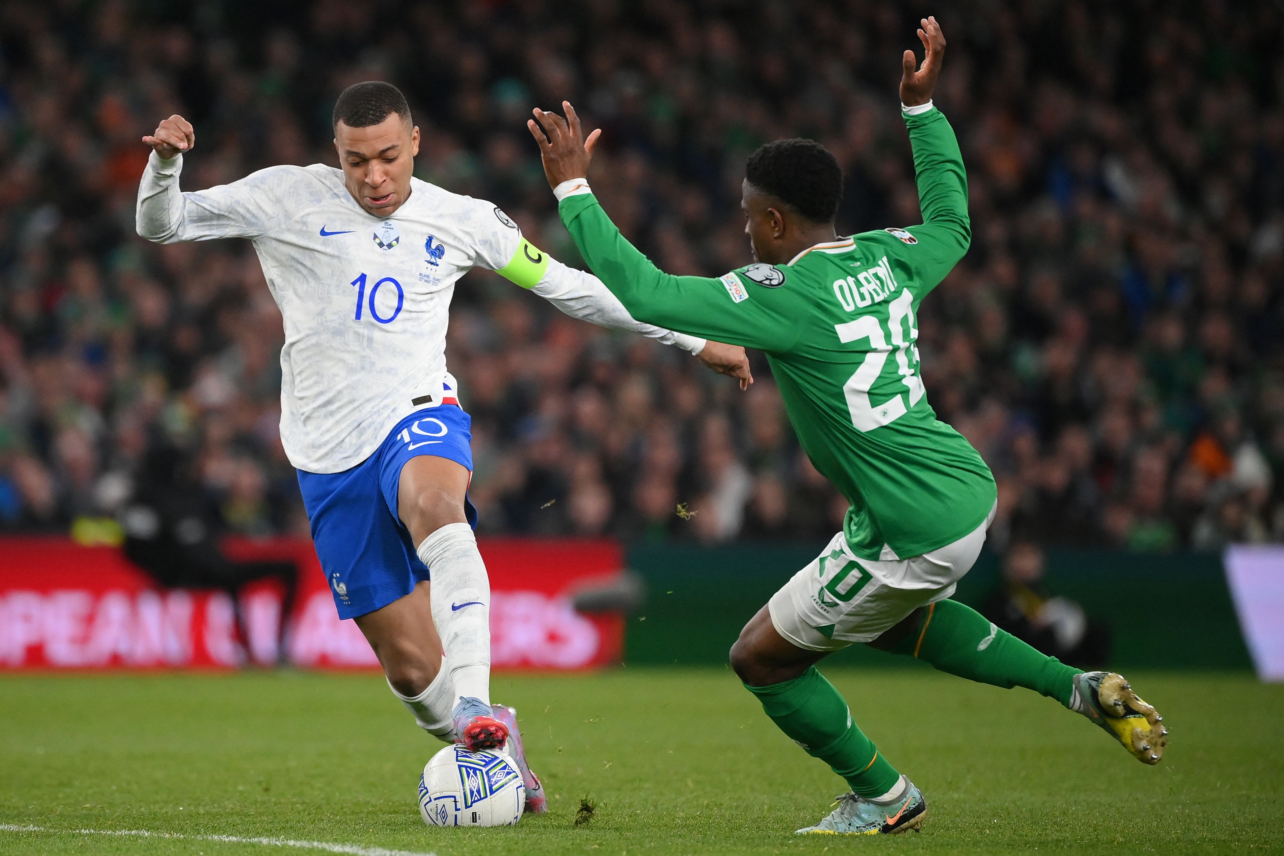 包含比利时国家队雄心勃发,欧预赛取得胜利的词条 包含比利时国家队雄心勃发,欧预赛取得胜利的词条