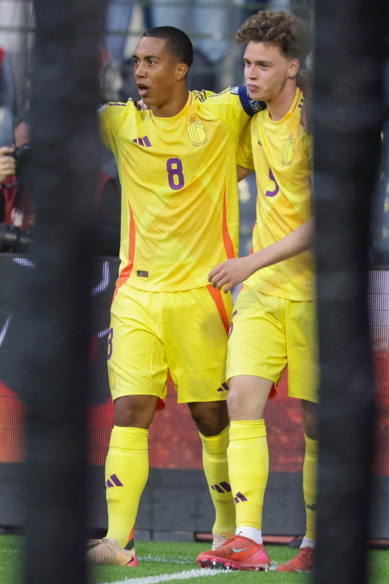 比利时力克俄罗斯,取得欧预赛小组赛第一名 比利时力克俄罗斯,取得欧预赛小组赛第一名