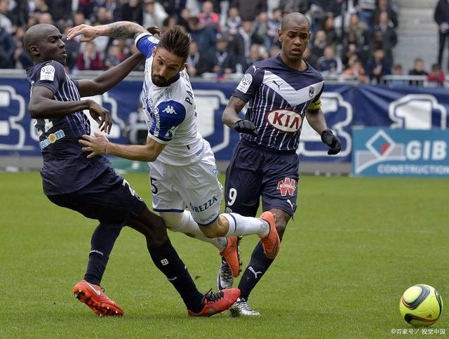 阿雅克肖足球队在法国联赛中豪取胜利 阿雅克肖足球队在法国联赛中豪取胜利