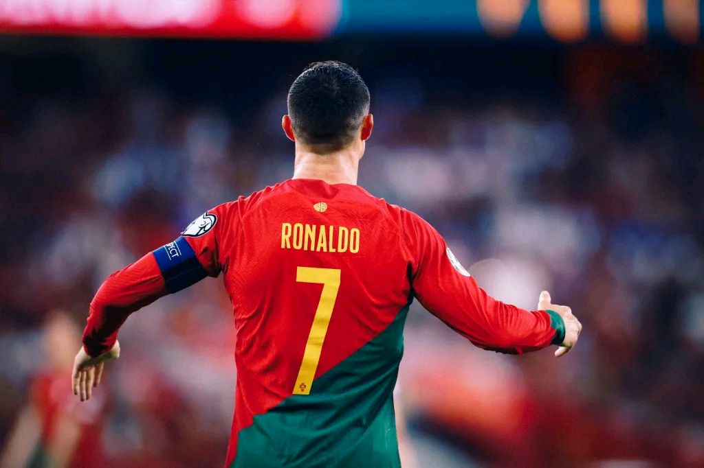 球队核心球员获得个人奖项,成绩斐然的简单介绍 球队核心球员获得个人奖项,成绩斐然的简单介绍